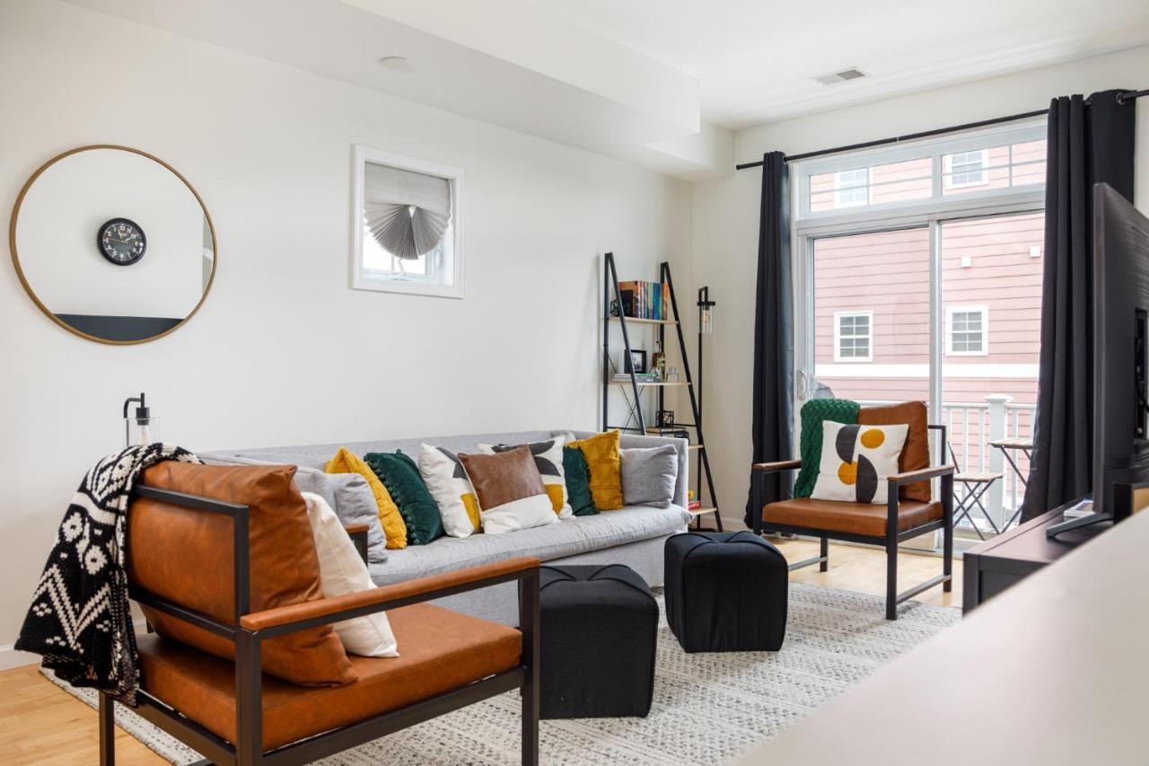 Midtown Modern - Urban Condo Walkable To Bars And Beach Traverse Stadt Exterior foto